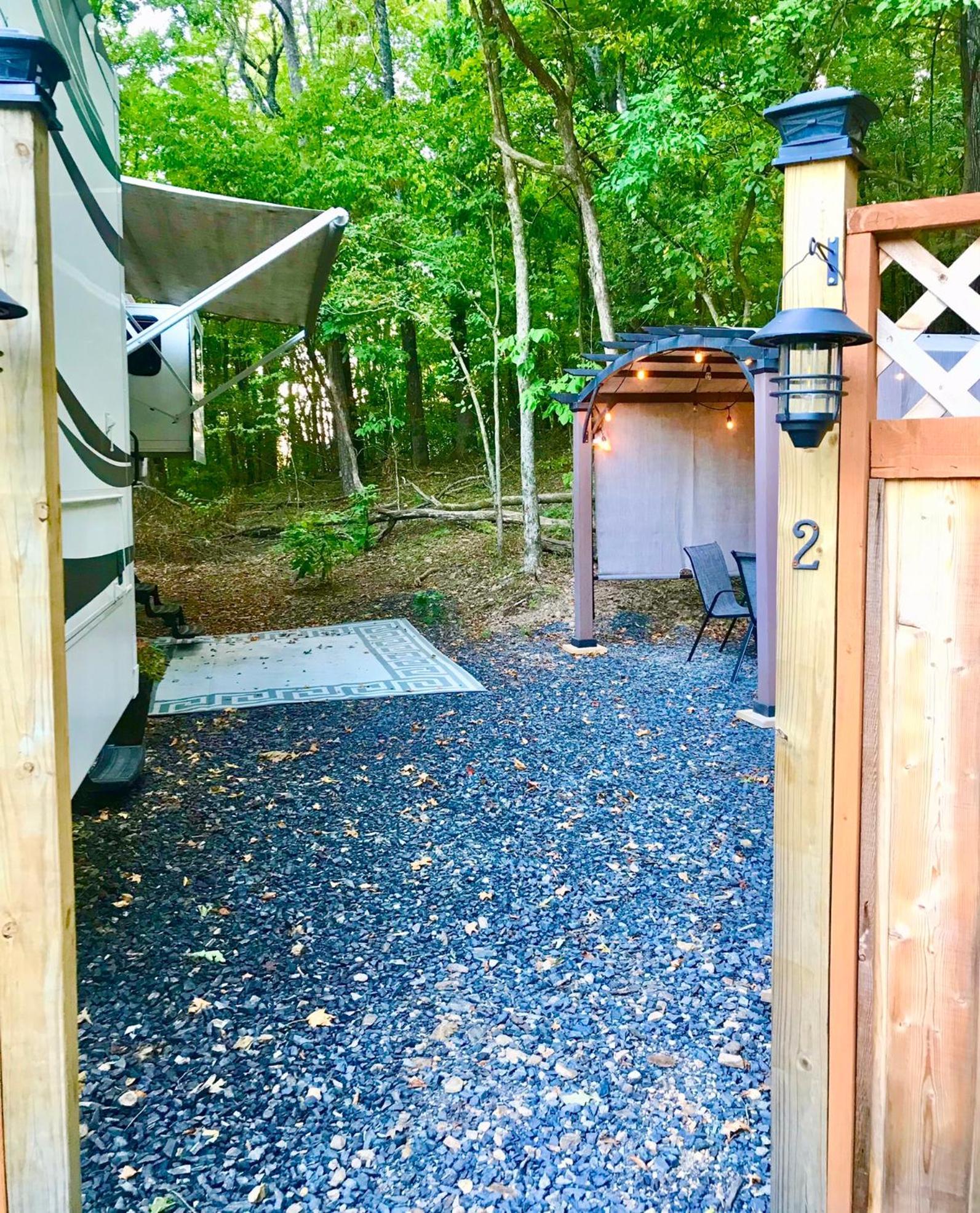 Shady Oaks, Wooded, Peaceful, Relaxing, Romantic, Near Atv Trails Mena